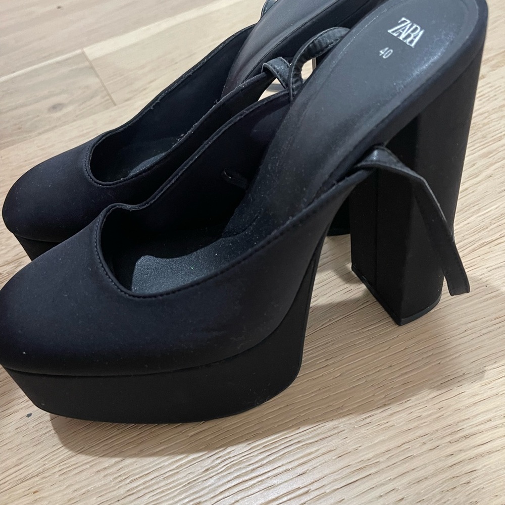 Zara new worn once